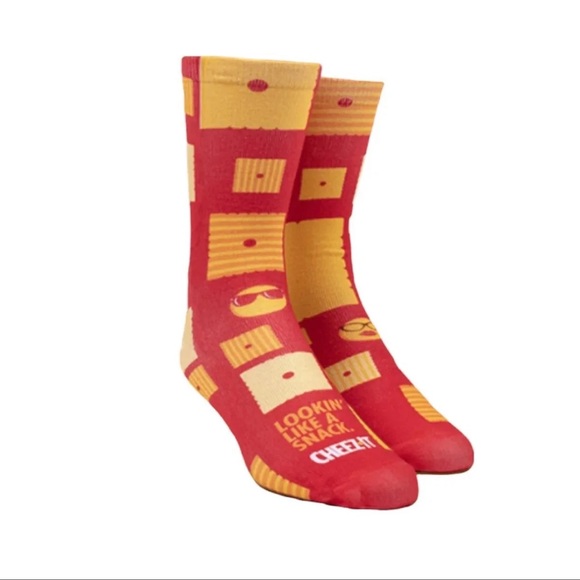 💸 NWT Cheez-it Crew socks - Picture 1 of 4